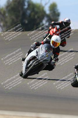 media/Sep-21-2025-TrackDaz (Sun) [[277c75b276]]/C Group/1240pm (Turn 2)/